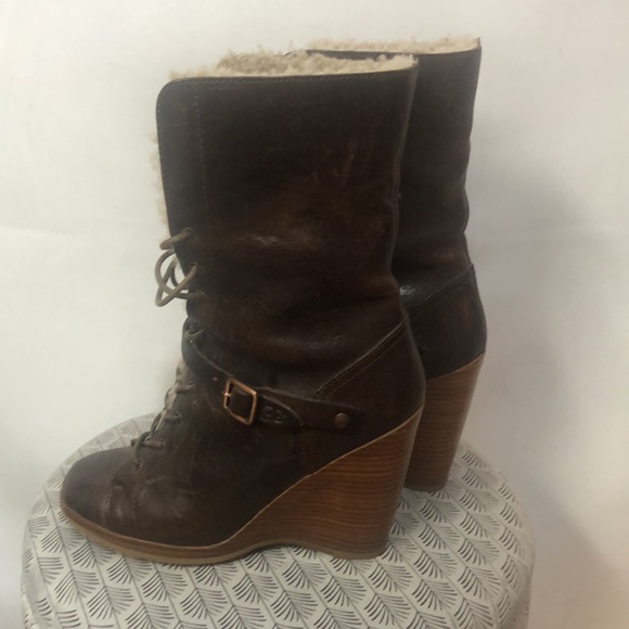 Ugg shearling wedge boots - Picture 6 of 10